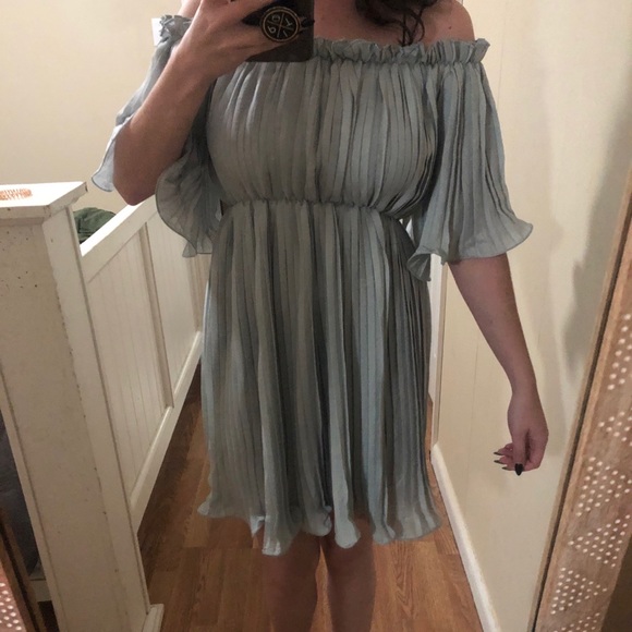 Vici Collection off the shoulder dress - Picture 5 of 5